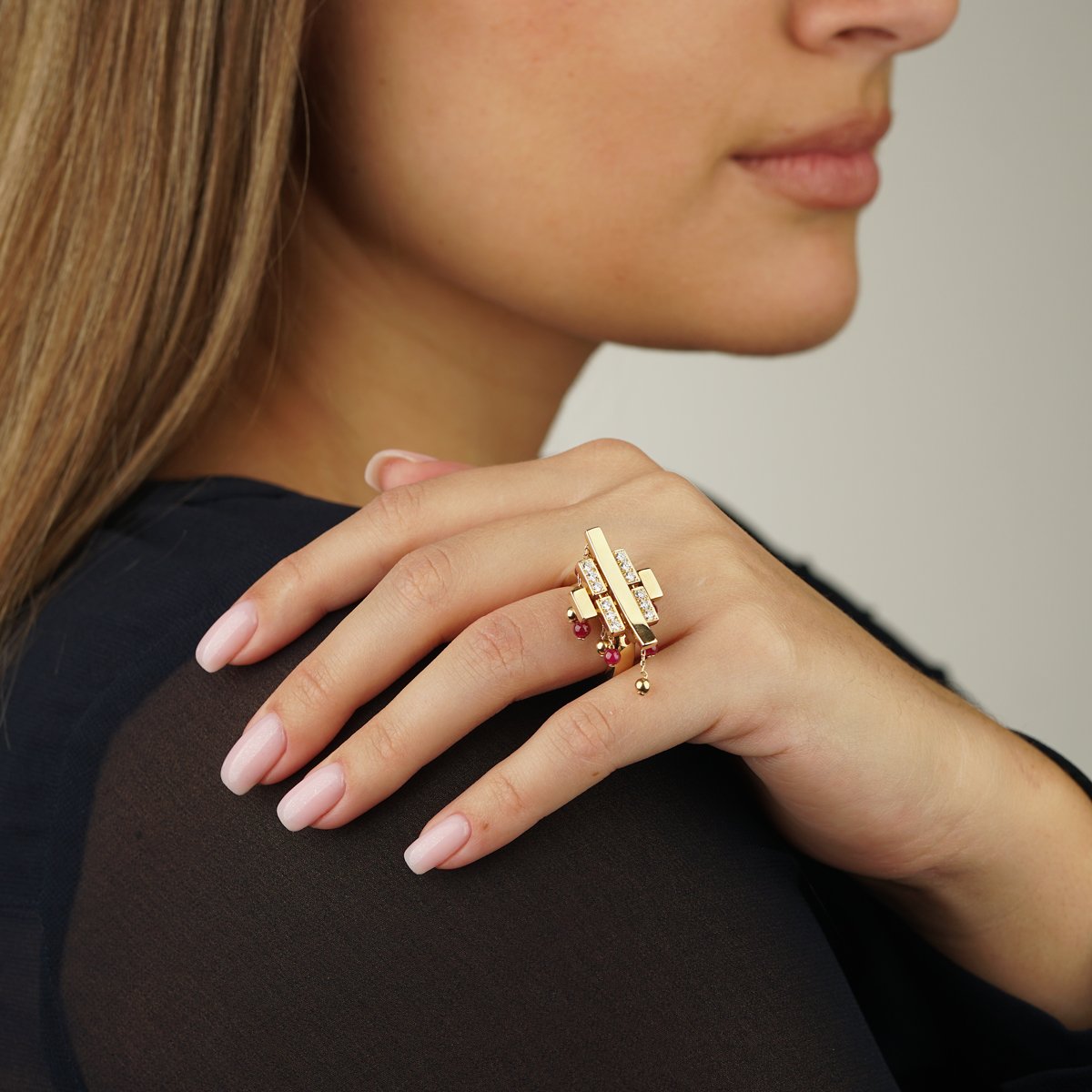 Cartier Le Baiser Du Dragon Diamond Gold Ring