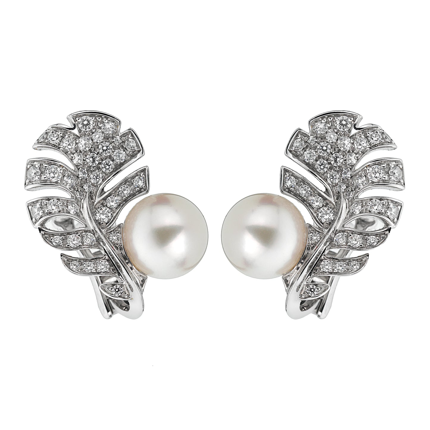 Chanel Plume De Chanel Pearl Diamond White Gold Earrings
