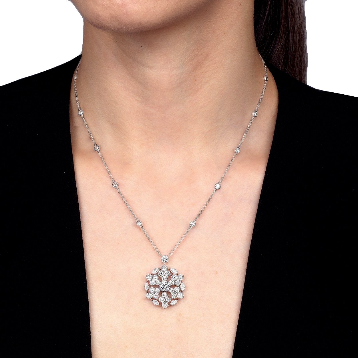 Graff Snowflake 6.67ct Diamond White Gold Necklace