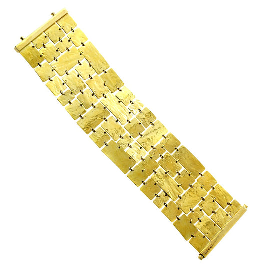 Gucci Textured Gold Bracelet