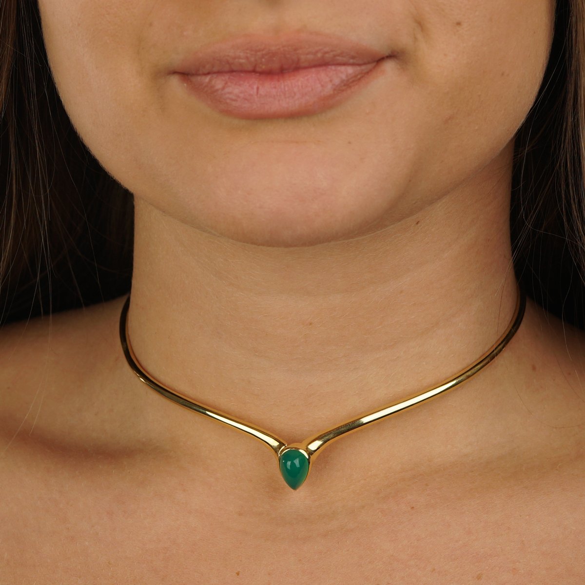 Van Cleef & Arpels Chrysoprase Gold Choker Necklace