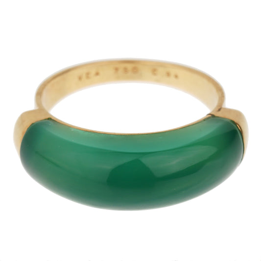 Van Cleef & Arpels Chrysoprase Vintage Yellow Gold Ring