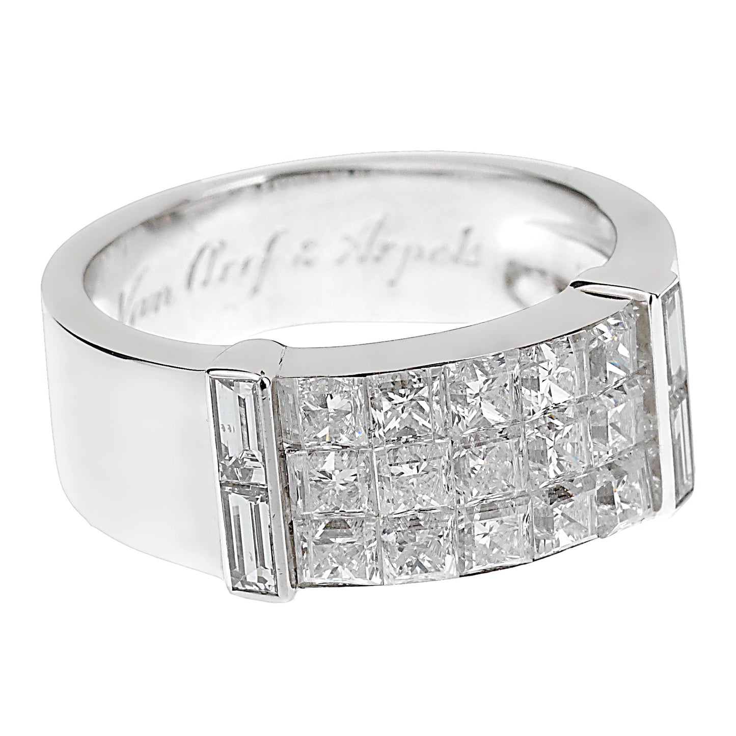 Van Cleef & Arpels Mystery Set Diamond 18k White Gold Cocktail Ring