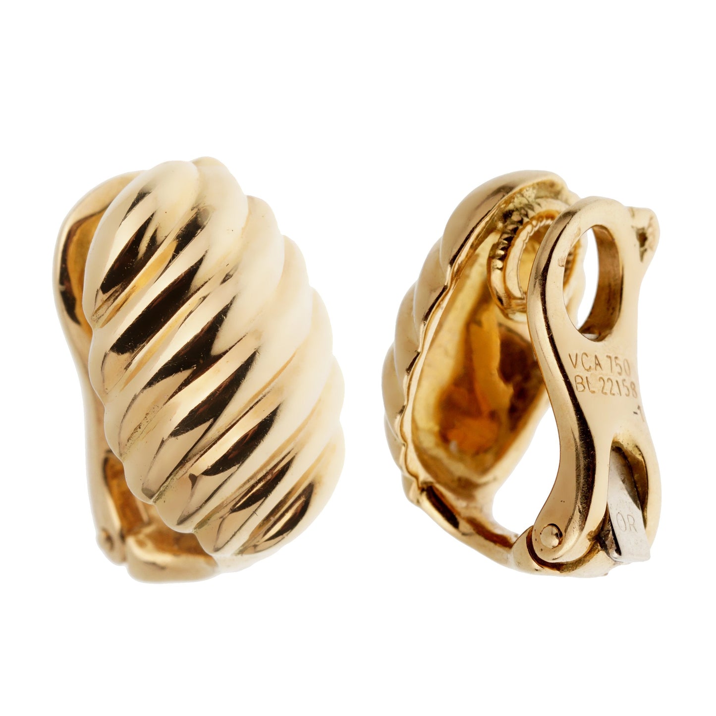 Van Cleef & Arpels Scalloped Yellow Gold Clip On Earrings