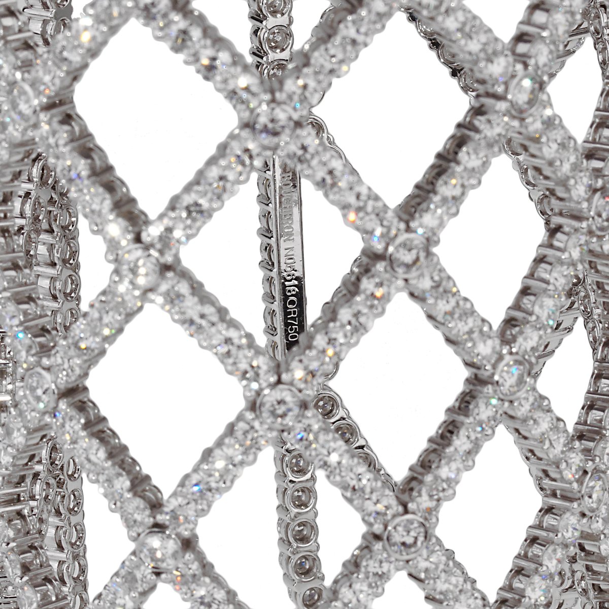 Boucheron 64.47ct Weave Diamond 18k White Gold Cuff