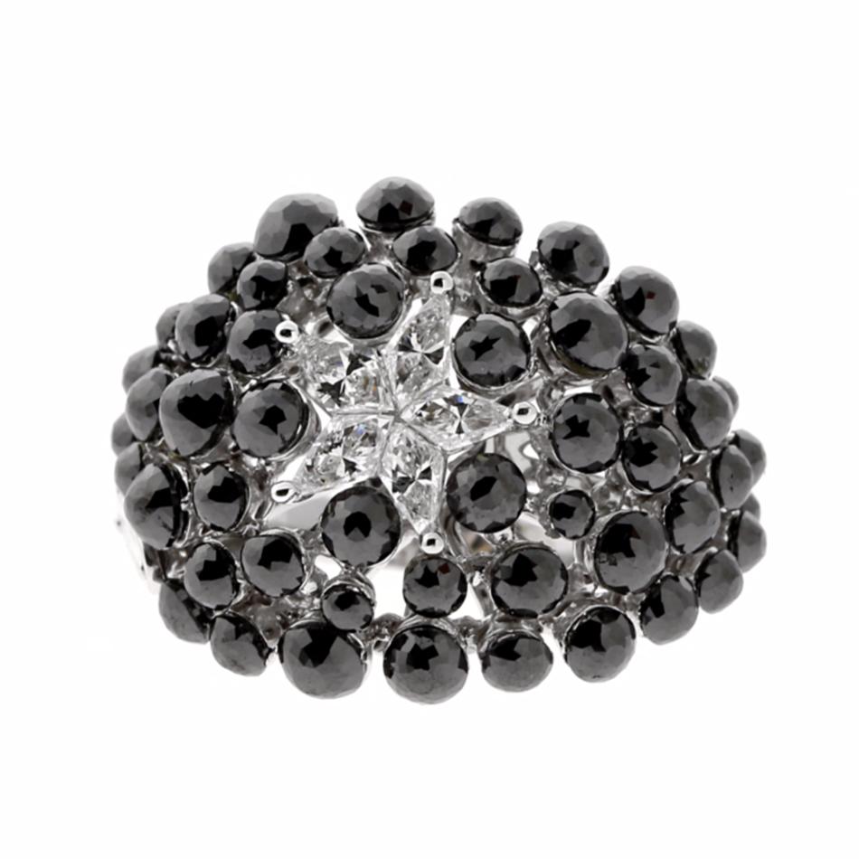 Charade Diamond Cocktail Star 18k White Gold Ring
