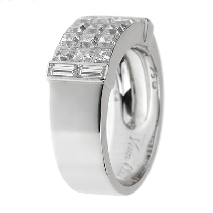 Van Cleef & Arpels Mystery Set Diamond 18k White Gold Cocktail Ring
